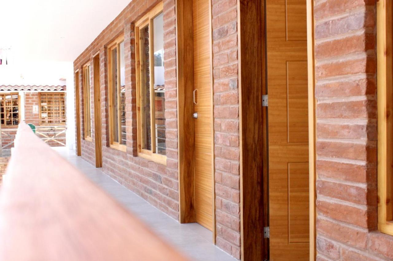 El Geranio Hostel *